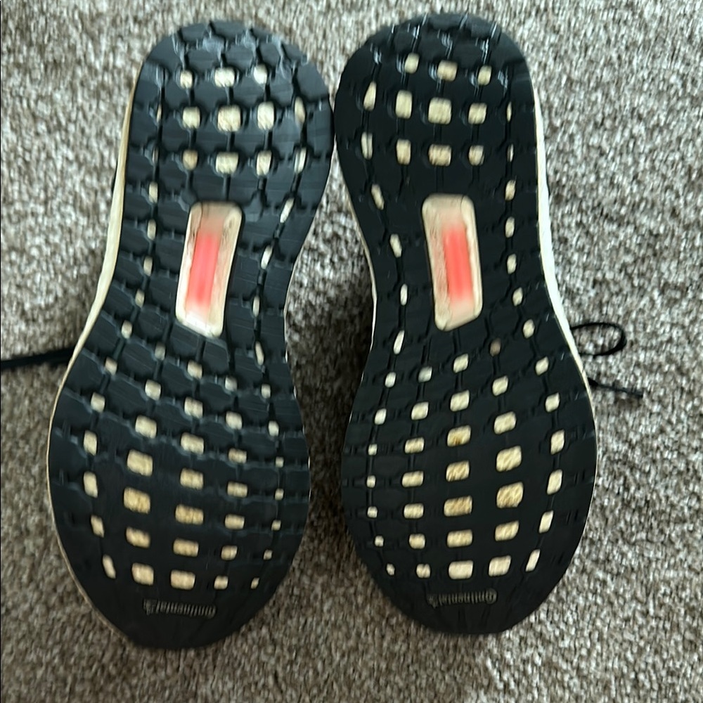 Adidas Black Running Sneakers (Women’s) - Picture 4 of 4